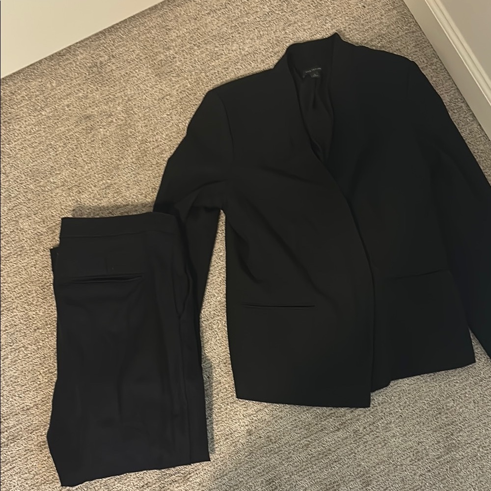 Ann Taylor Women’s Black Suit